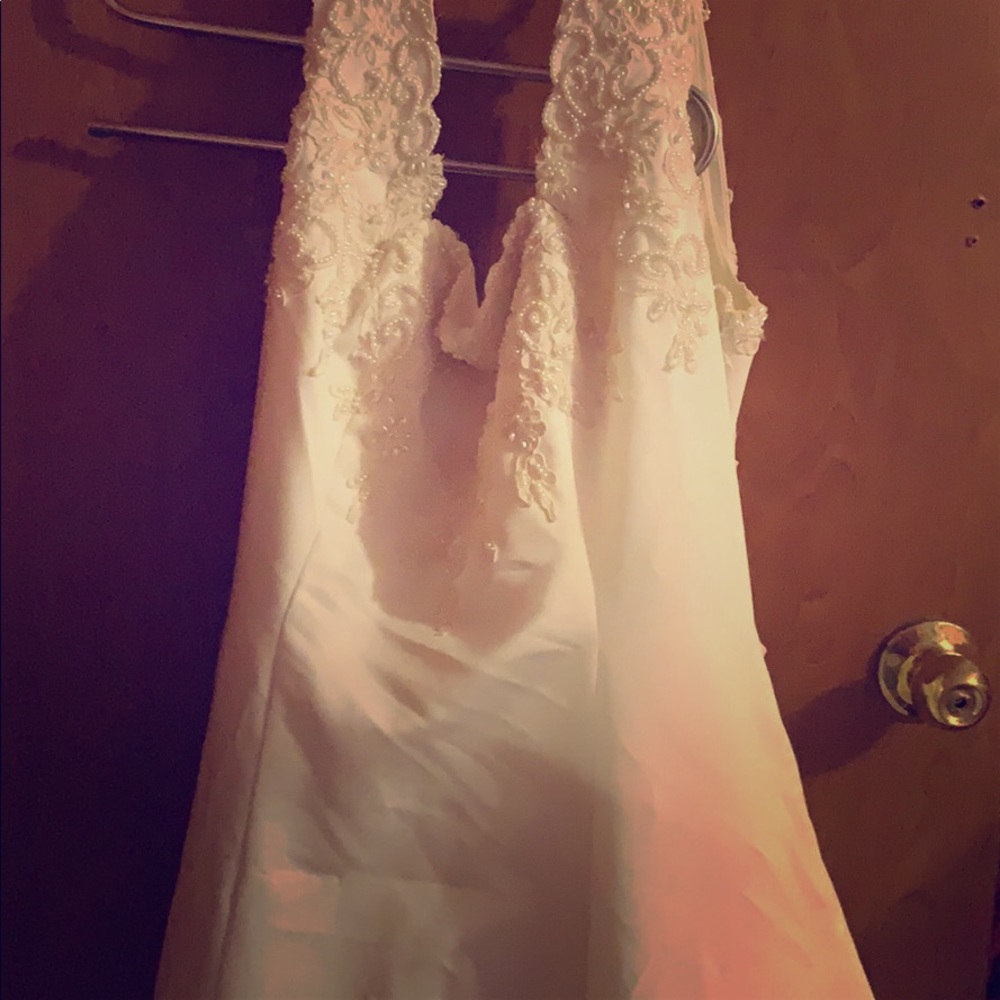 Wedding dress